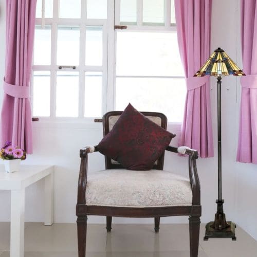 Lampadaire style Tiffany Inglenook Bronze noir, marque Quoizel