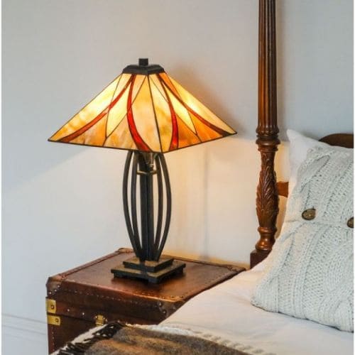 Lampe à poser Tiffany modèle Asheville du fabricant Quoizel